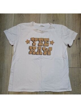 Tres Bien Size M Yee Haw Tshirt
